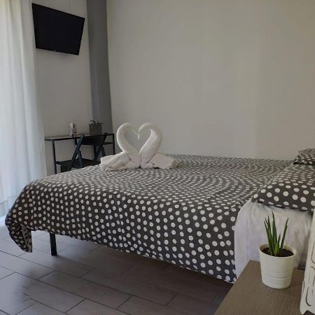 Sweet House Self Check-In 24H Hotel Cavallasca Exterior photo